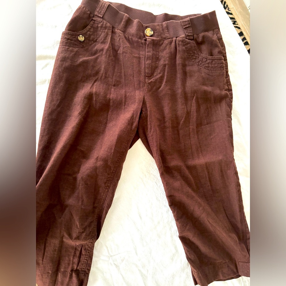 Christopher and Banks. Size 10. Cropped brown pants. Cotton linen type material.